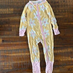 In my jammers Daisy bamboo zippy pjs